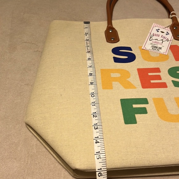 🎉HOST PICK🎉 GOOD VIBES Beach Bag PLUS Free Swimsuit! - Picture 8 of 12